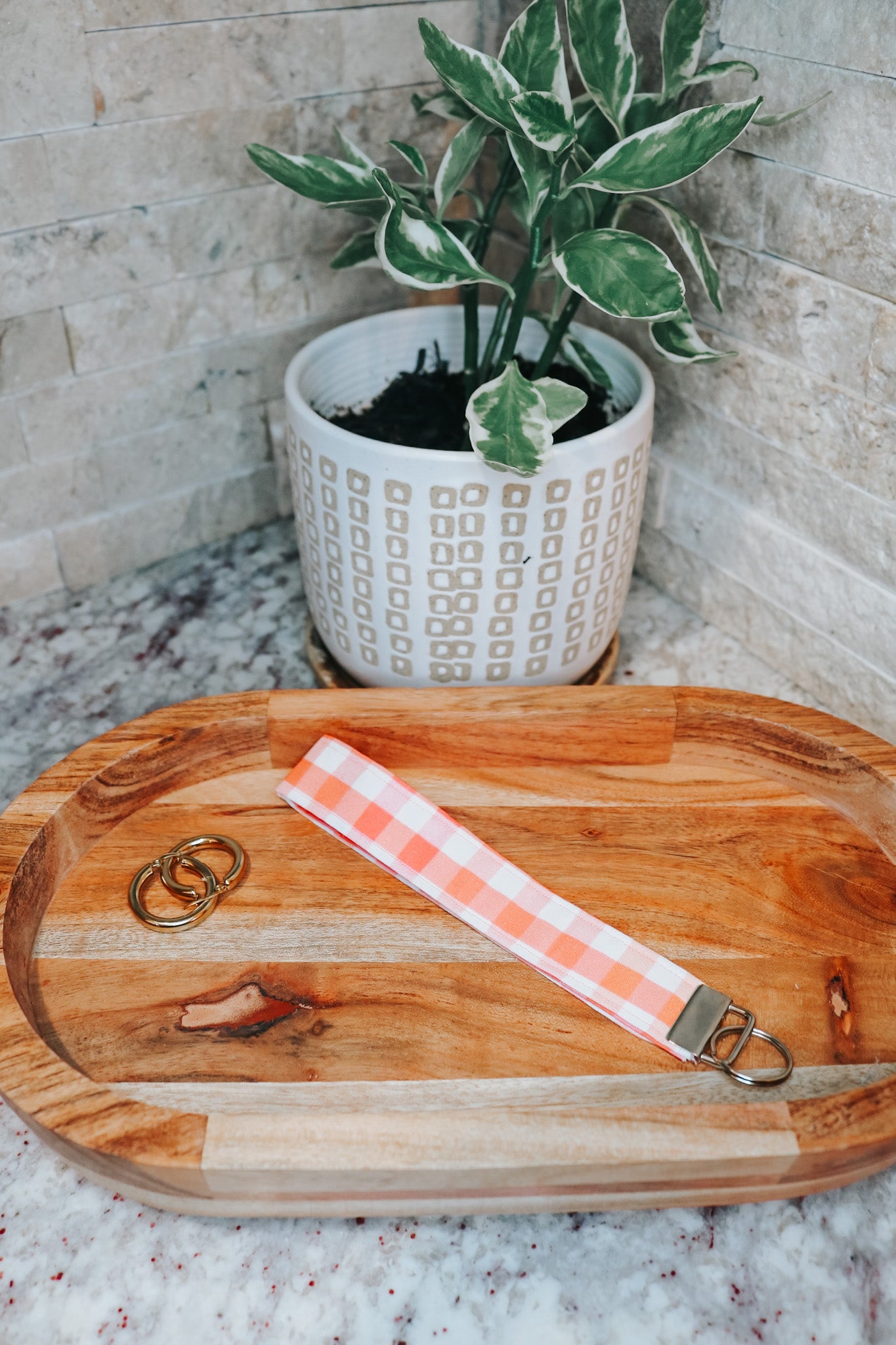 Gradient Pink Gingham Wristlet